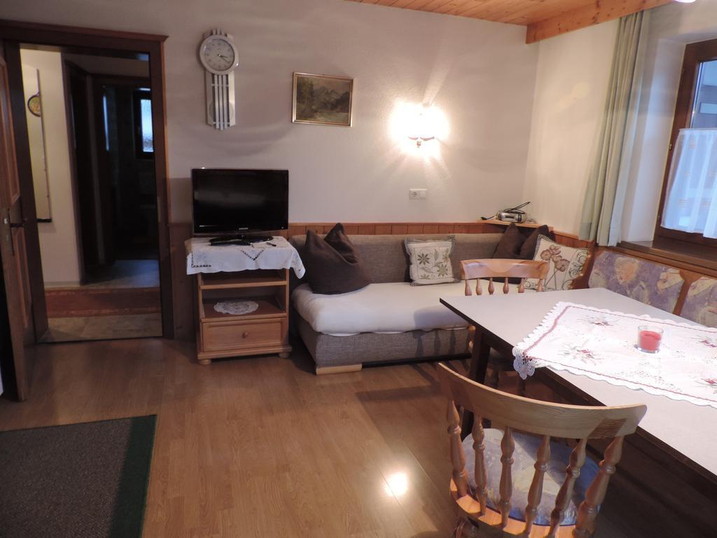 Ferienwohnung Johann Niedermoser Fieberbrunn Chambre photo